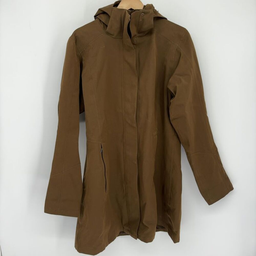 Patagonia Waterproof Parka in Brown